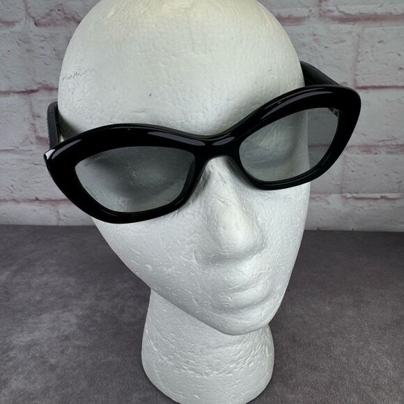 Chanel Cat Eye Black Sunglasses 71668A main image 11